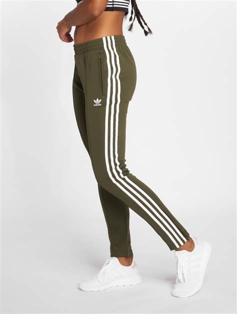 olivgrüne jogginghose adidas damen|Grüne adidas Hosen für Damen online kaufen .